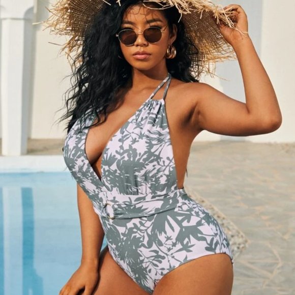 OUT OF STOCK - Curvy Gal Leaf Print 1-Piece Swimsuit - Picture 3 of 3
